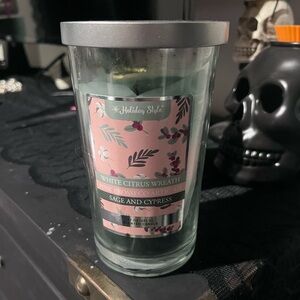 White Citrus Wreath Candle